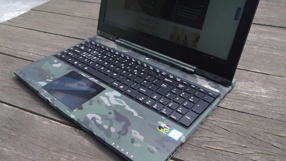 Aorus X5s v5 Camo review - hot under the collar