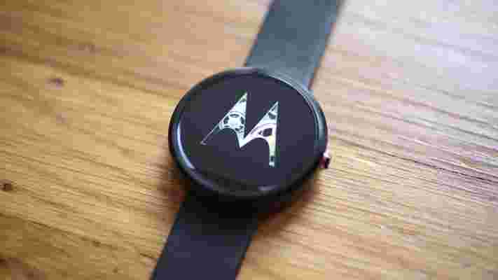 Moto 360 smartwatch review: A beautifully flawed watch